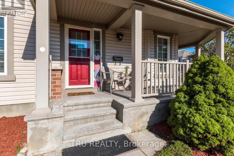 29052301/2757-grand-canal-street/half-moon-bay/ottawa/ontario/K2J0S7_1