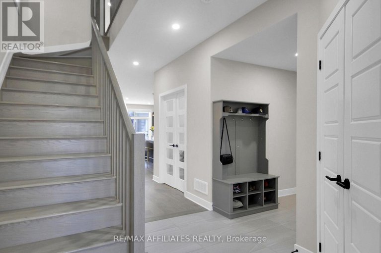 29161777/357-shoveler-grove/riverside-southgloucester-glen/ottawa/ontario/K4M1B2_3