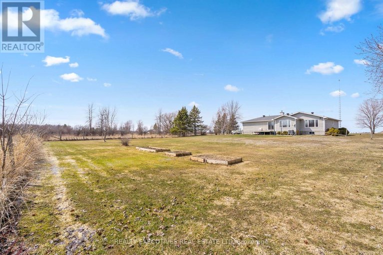 29601263/13178-froats-road/south-dundas-williamsburgh-twp/south-dundas/ontario/K0C1H0_39