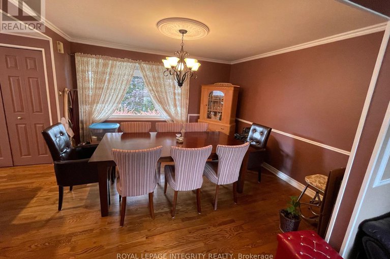 28908367/469-guy-street/castle-heights/ottawa/ontario/K1K1C1_6