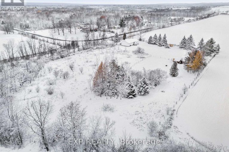 29107612/2690-pattee-road-e/champlain-twp/champlain/ontario/K6A2R2_33