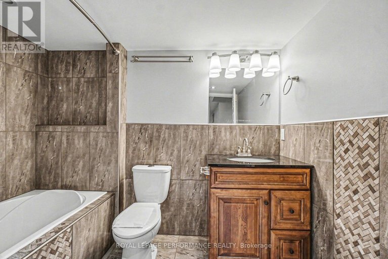 29581427/2733-grand-canal-street/half-moon-bay/ottawa/ontario/K2J0T1_27