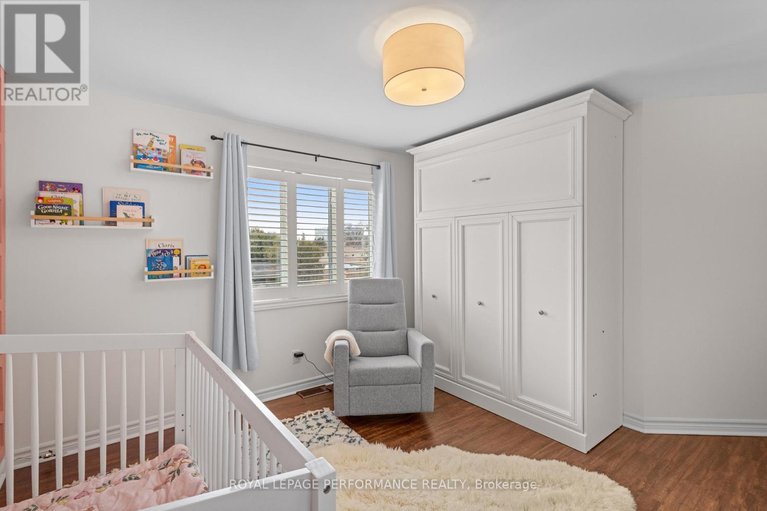 29606719/219-switzer-avenue/westborohampton-park/ottawa/ontario/K1Z7H8_30