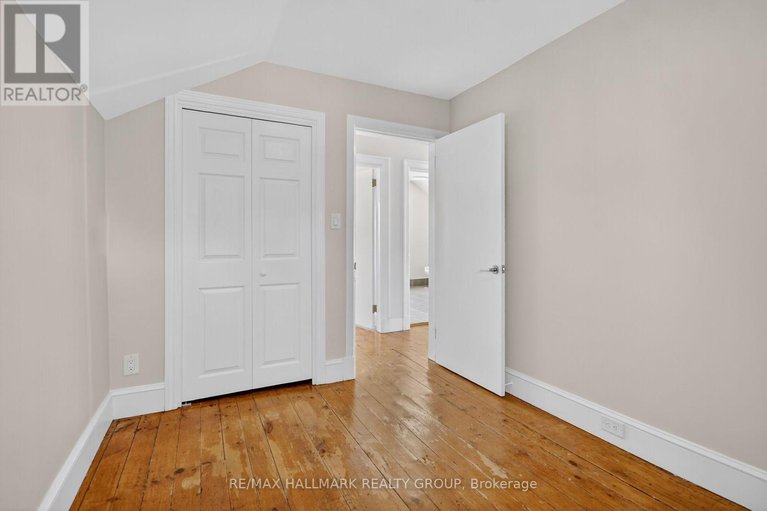 28983025/45-carleton-street/almonte/mississippi-mills/ontario/K0A1A0_16