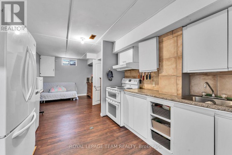 29341434/1409-mory-street/emerald-woodssawmill-creek/ottawa/ontario/K1T1C8_31