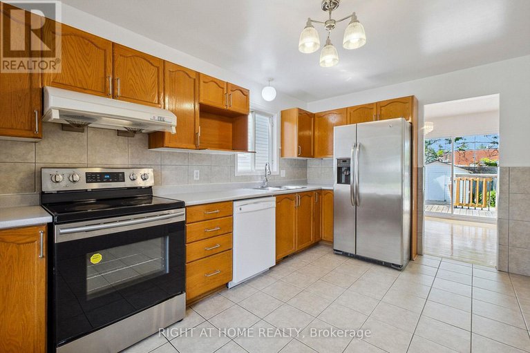 28485638/5119-lerner-way/beacon-hill-south/ottawa/ontario/K1J1B3_19