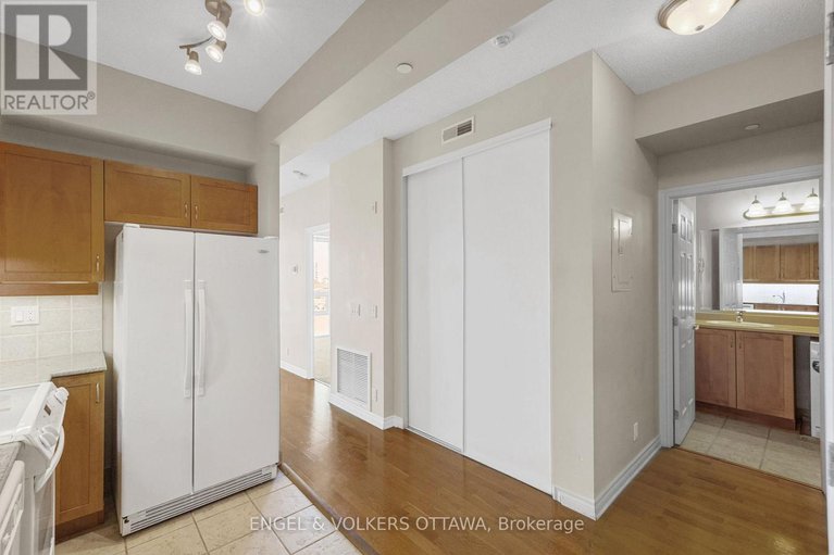 28926482/611-100-isabella-street/glebe/ottawa/ontario/K1S1V5_5