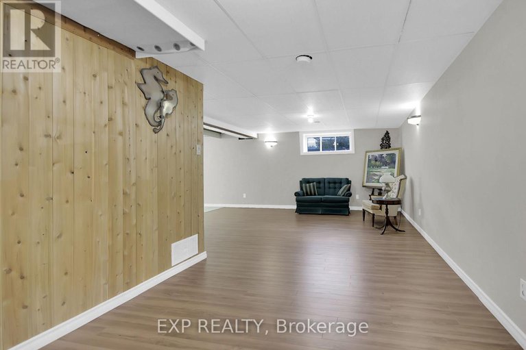 29437617/141-sadler-drive/mississippi-mills-ramsay-twp/mississippi-mills/ontario/K0A1A0_36