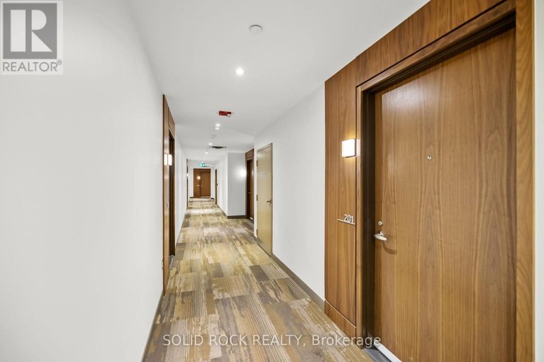 29515717/201-530-de-mazenod-avenue/ottawa-east/ottawa/ontario/K1S5W8_16