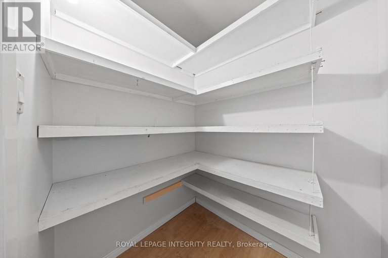 29046405/1201-900-dynes-road/carleton-square/ottawa/ontario/K2C3L6_26