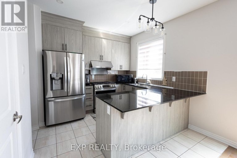 29626610/1008-carden-lane/orleans-village/ottawa/ontario/K1W0N3_10