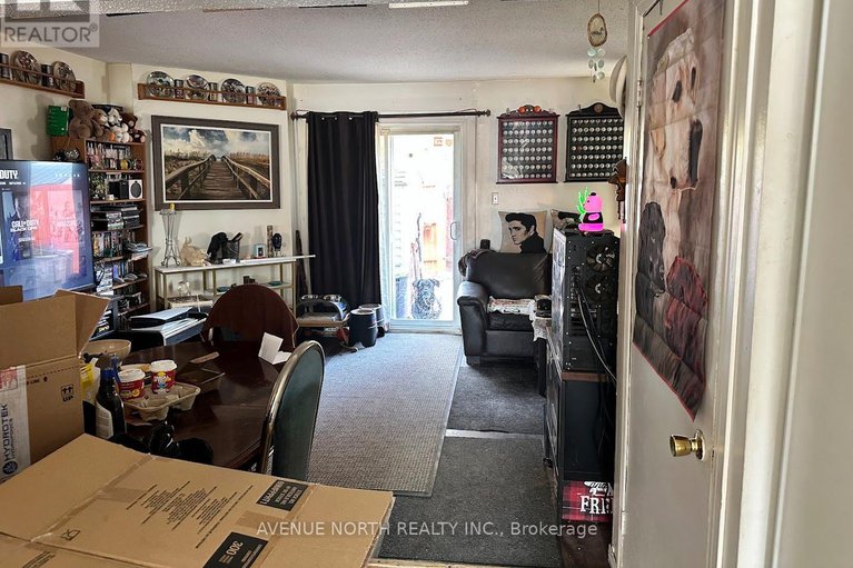 29441507/20-1448-foxwall-street/pineview/ottawa/ontario/K1B5J5_6