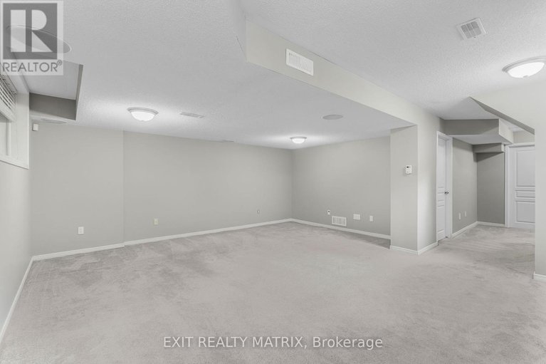 28923460/441-june-court/mer-bleuebradley-estatesanderson-park/ottawa/ontario/K1W0C9_29
