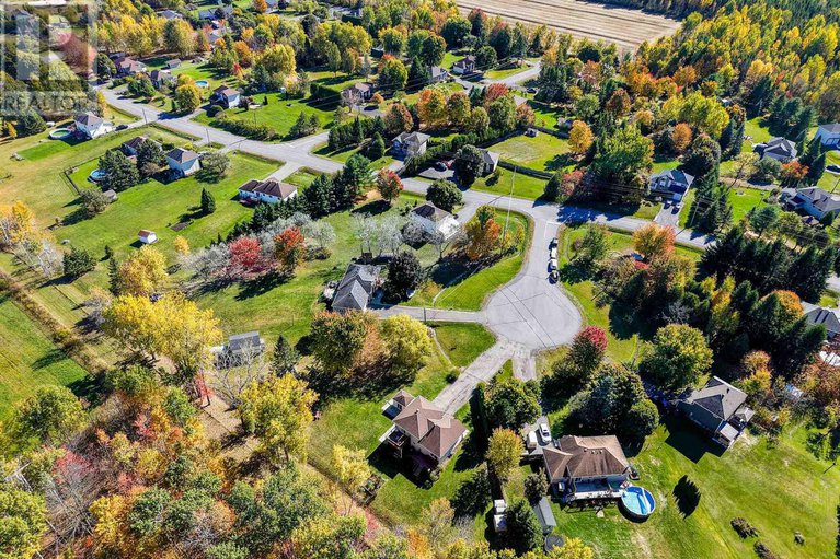 29027836/1099-des-erables-court/clarencerockland-twp/clarence-rockland/ontario/K4K1K9_6