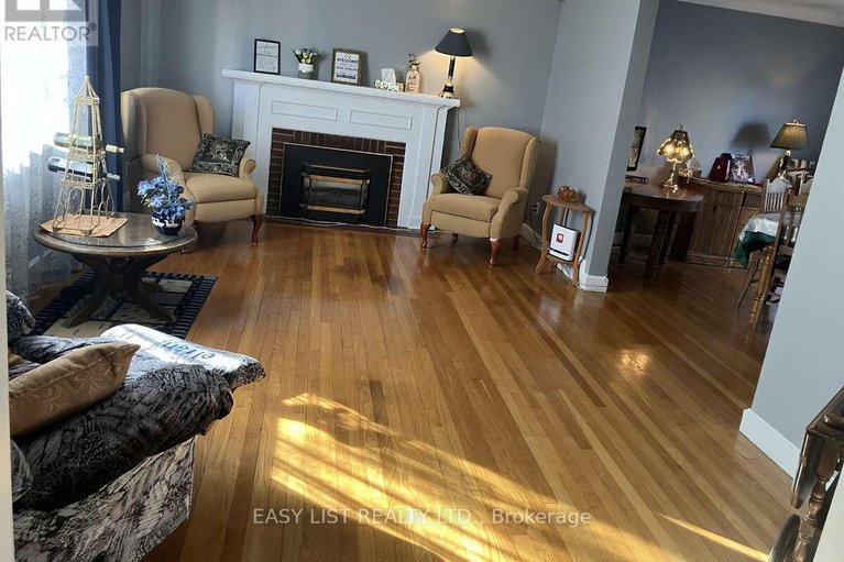 27540685/271-mcarthur-avenue/vanier/ottawa/ontario/K1L6P3_7