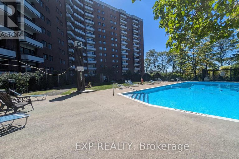28890063/518-20-chesterton-drive/borden-farmstewart-farmcarleton-heightsparkwood-hills/ottawa/ontario/K2E6Z7_41