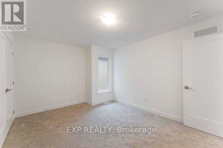 28326843/775-ovation-grove/leitrim/ottawa/ontario/K1T0X6_18