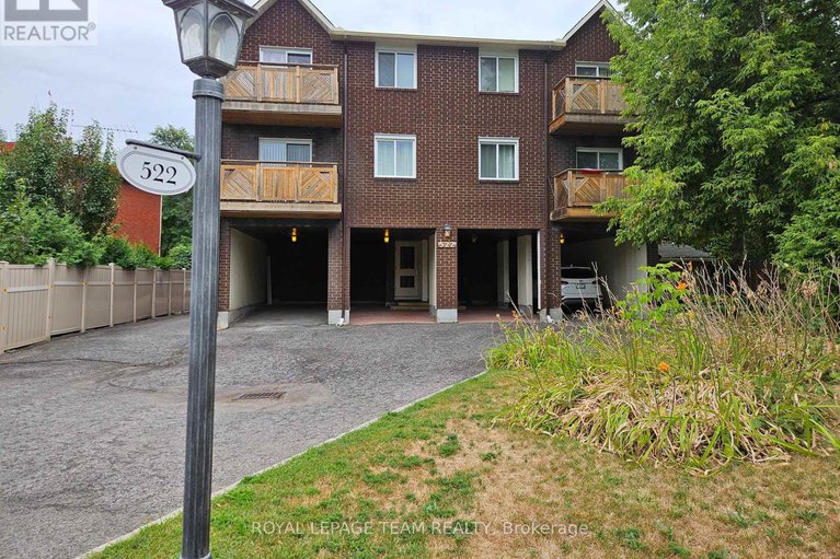 5 - 522 Riverdale Avenue S