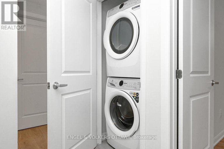 29432303/12-801-glenroy-gilbert-drive/strandherd/ottawa/ontario/K2J5R6_33