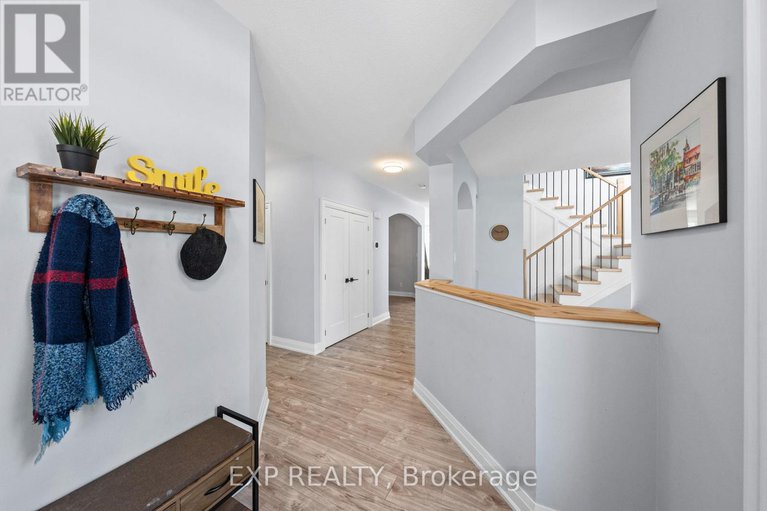 29385318/117-joshua-street/mer-bleuebradley-estatesanderson-park/ottawa/ontario/K1W0A4_6