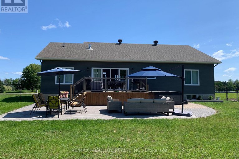 29328725/211-lion-head-drive/pakenham/mississippi-mills/ontario/K0A2X0_7