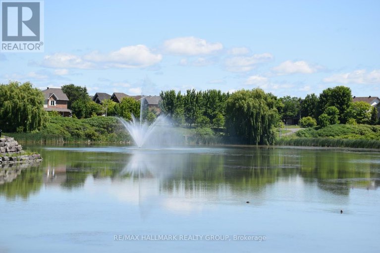 29357932/281-aquaview-drive/avalon-east/ottawa/ontario/K4A0B6_28