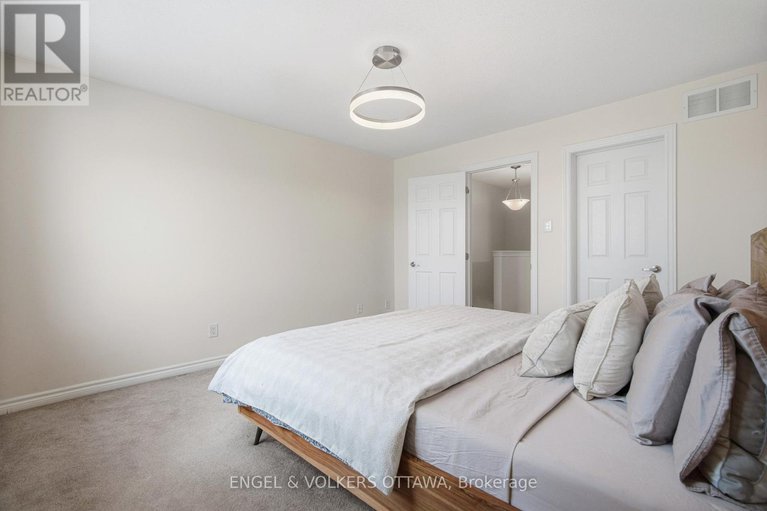 29376577/476-coldwater-crescent/emerald-meadowstrailwest/ottawa/ontario/K2M0J2_28