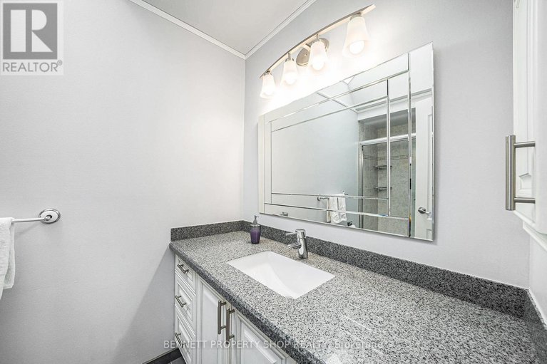 28315762/437-rougemount-crescent/fallingbrookgardenway-south/ottawa/ontario/K4A2Z1_10