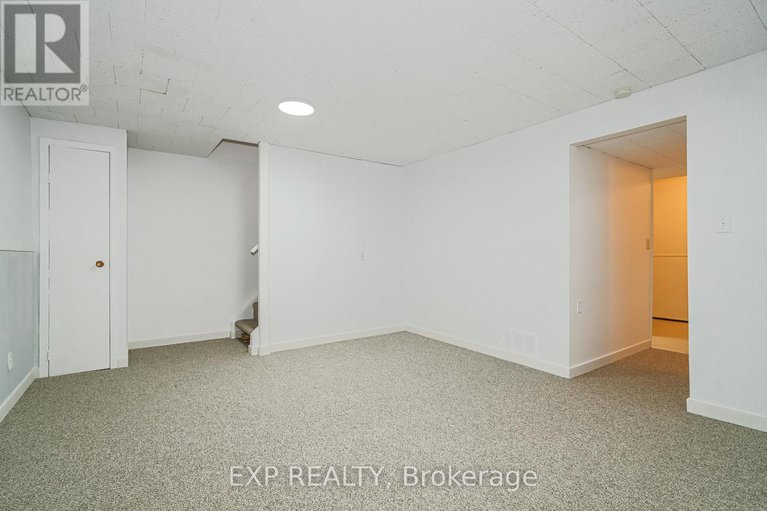 29111766/1364-st-jean-street/chateauneuf/ottawa/ontario/K1C2E6_27