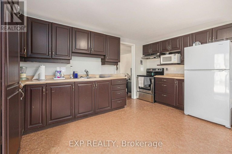 29284748/113-115-richey-street/almonte/mississippi-mills/ontario/K0A1A0_8