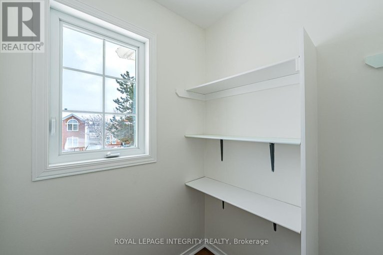 29486771/559-arc-en-ciel-street/fallingbrookgardenway-south/ottawa/ontario/K4A3J1_35