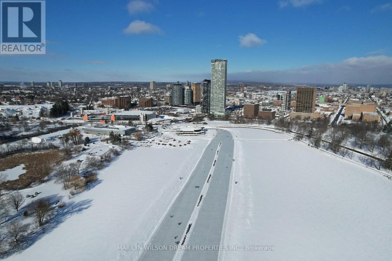27978690/4003-805-carling-avenue-n/west-centre-town/ottawa/ontario/K1S5W9_32