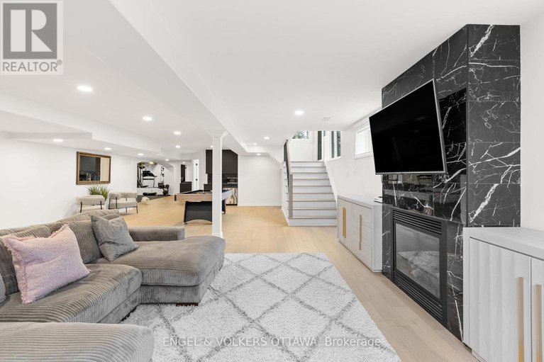 28524481/1108-meadowshire-way-sw/manotick-east-to-manotick-station/ottawa/ontario/K4M0A5_31