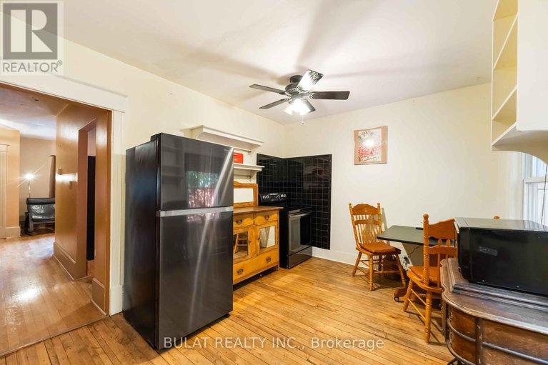28705278/16-foster-street/hintonburg/ottawa/ontario/K1Y3J4_10