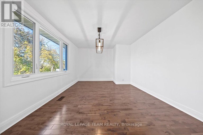 29024609/5410-old-richmond-road/fallowfield/ottawa/ontario/K2R1G7_9