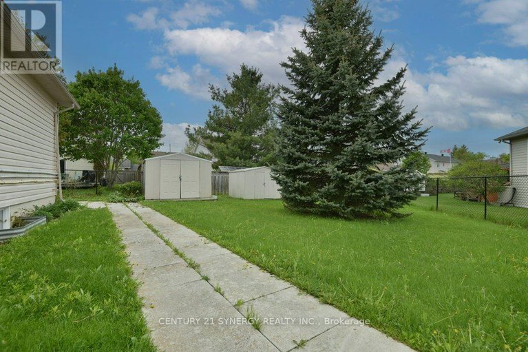 28142174/145-vaughan-street/almonte/mississippi-mills/ontario/K0A1A0_41