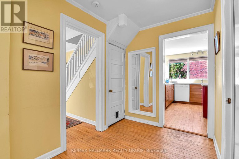 29437616/9-rock-avenue/lindenlea/ottawa/ontario/K1M1A5_10