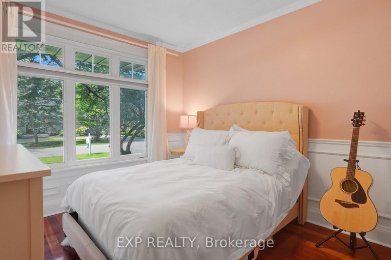 27934757/72-delong-drive/rothwell-heights/ottawa/ontario/K1J7E1_17