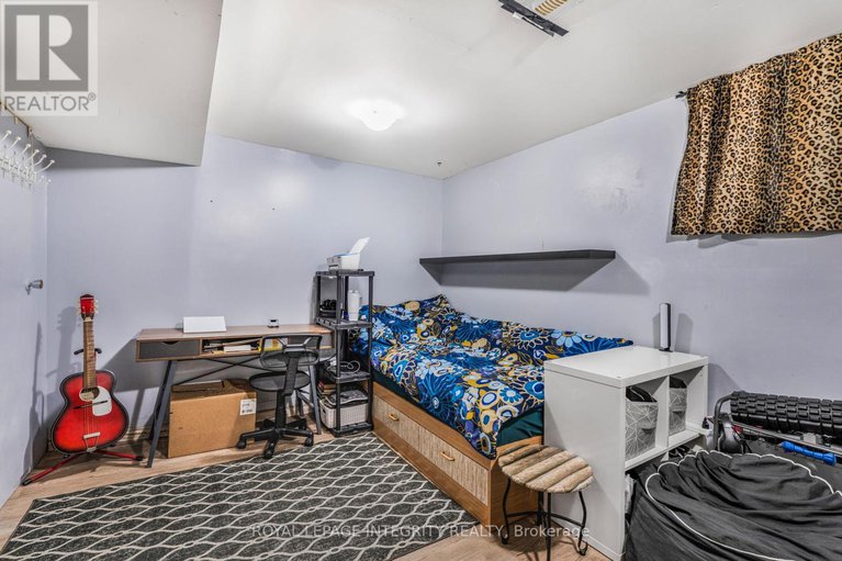 28790578/107-1548-beaverpond-drive/pineview/ottawa/ontario/K1B3R9_21