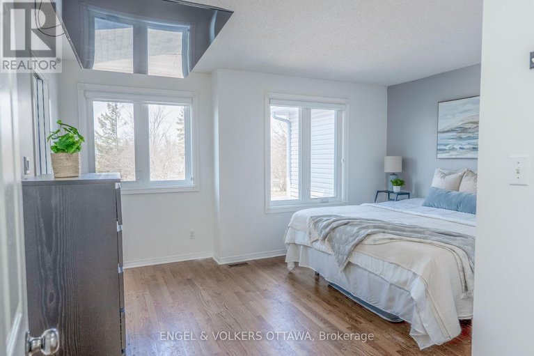 28241541/34-baton-court/katimavik/ottawa/ontario/K2L4C8_15