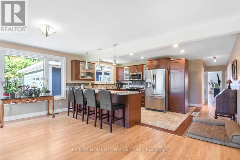 28510272/1643-county-road-2-road/augusta-twp/augusta/ontario/K0E1T0_11