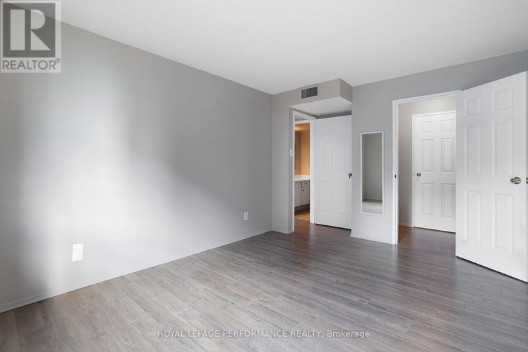 28302489/1701-470-laurier-avenue-w/ottawa-centre/ottawa/ontario/K1R7W9_21