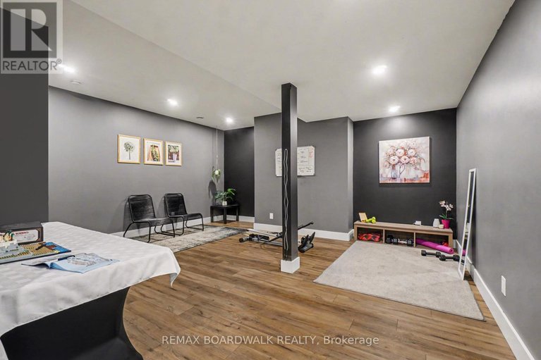 29403238/87-cobblestone-drive/village-of-russell/russell/ontario/K4R0B2_28