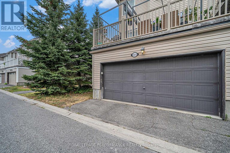 28760664/g-3721-riverbreeze-street/half-moon-bay/ottawa/ontario/K2J0T1_2