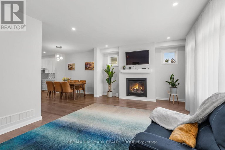 28879601/5017-abbott-street-e/emerald-meadowstrailwest/ottawa/ontario/K2V0M6_10