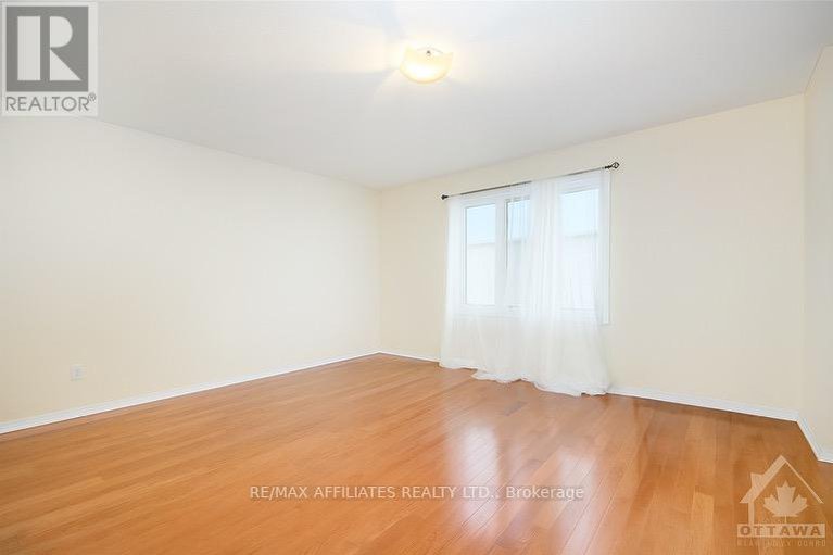 28843087/1040-capreol-street/avalon-east/ottawa/ontario/K4A4Z9_10