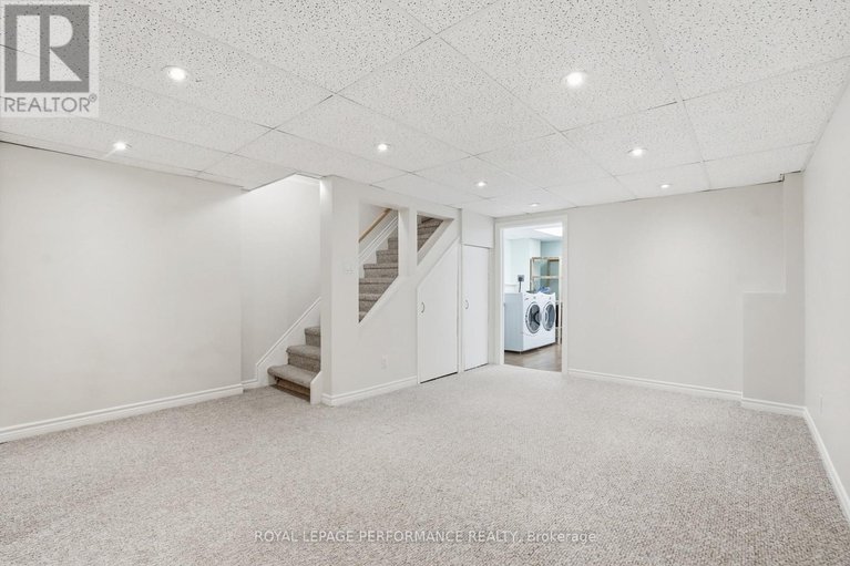 29570423/6442-bilberry-drive/orleans-wood/ottawa/ontario/K1C4P3_22