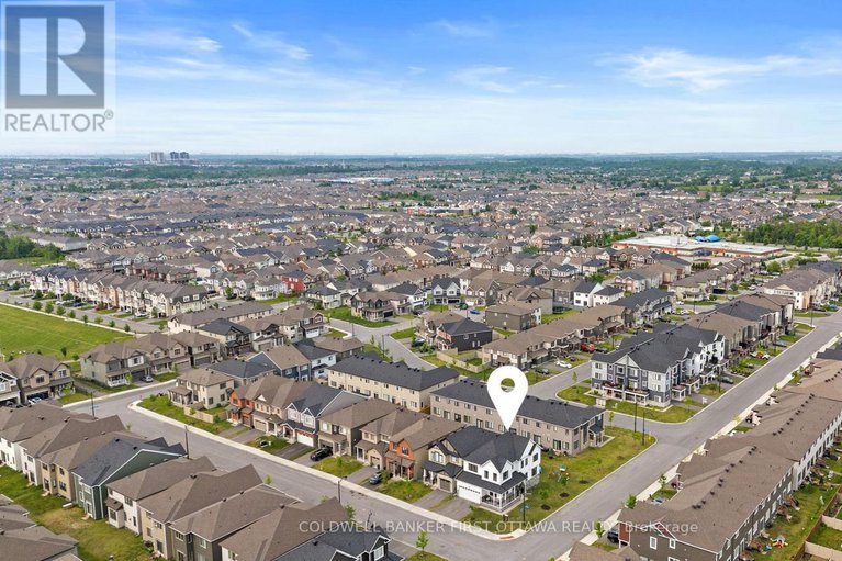 28450240/10-racemose-street/half-moon-bay/ottawa/ontario/K2J6Z9_47