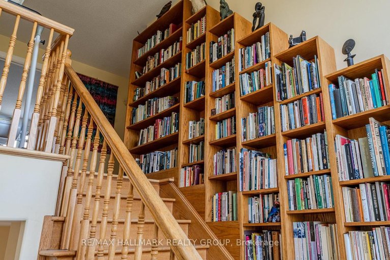 29654321/21-skeel-court/btwn-franktown-rd-fallowfield-rd/ottawa/ontario/K0A1B0_12