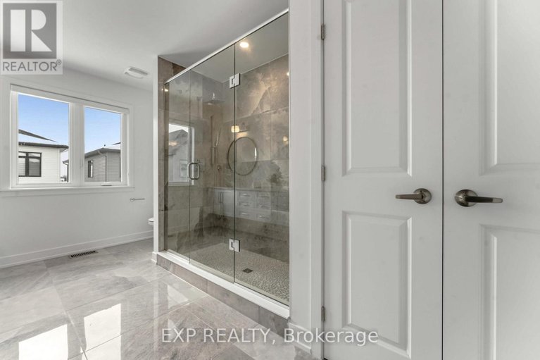 29472703/911-duxbury-lane/riverside-southgloucester-glen/ottawa/ontario/K4M0M2_16